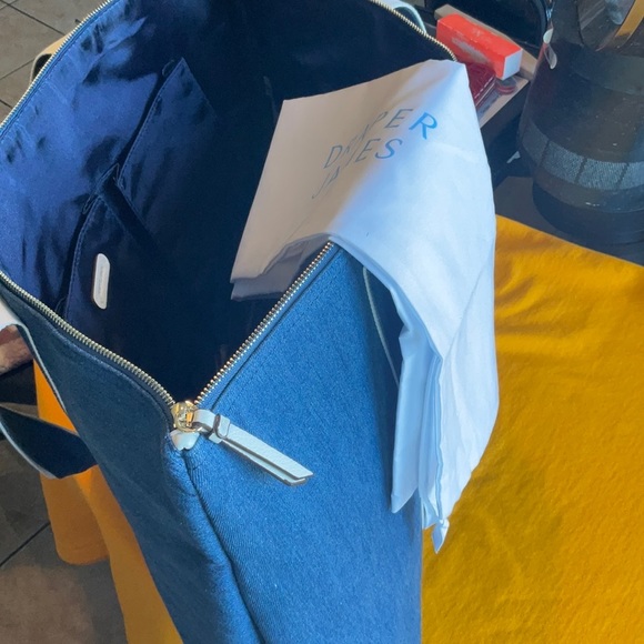 Draper James Savannah Blue Denim and White Weekender Zippered Tote, NWT - Picture 11 of 16